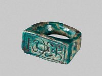 Aeg F 33  Aeg F 33, Nach Thutmosis III. (Neues Reich, 18. Dynastie), Ring, Blaue Fayence, Dm 1,3 cm